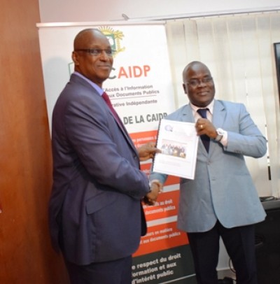 PRIX CAIDP DU RESEAU DES JOURNALISTES POUR L’ACCES A L’INFORMATION EN COTE D’IVOIRE/ EDITION 2022 : LE PRESIDENT DE LA CAIDP RECOIT OFFICIELLEMENT LES LAUREATS ET LE RAPPORT DU REJAIP-CI